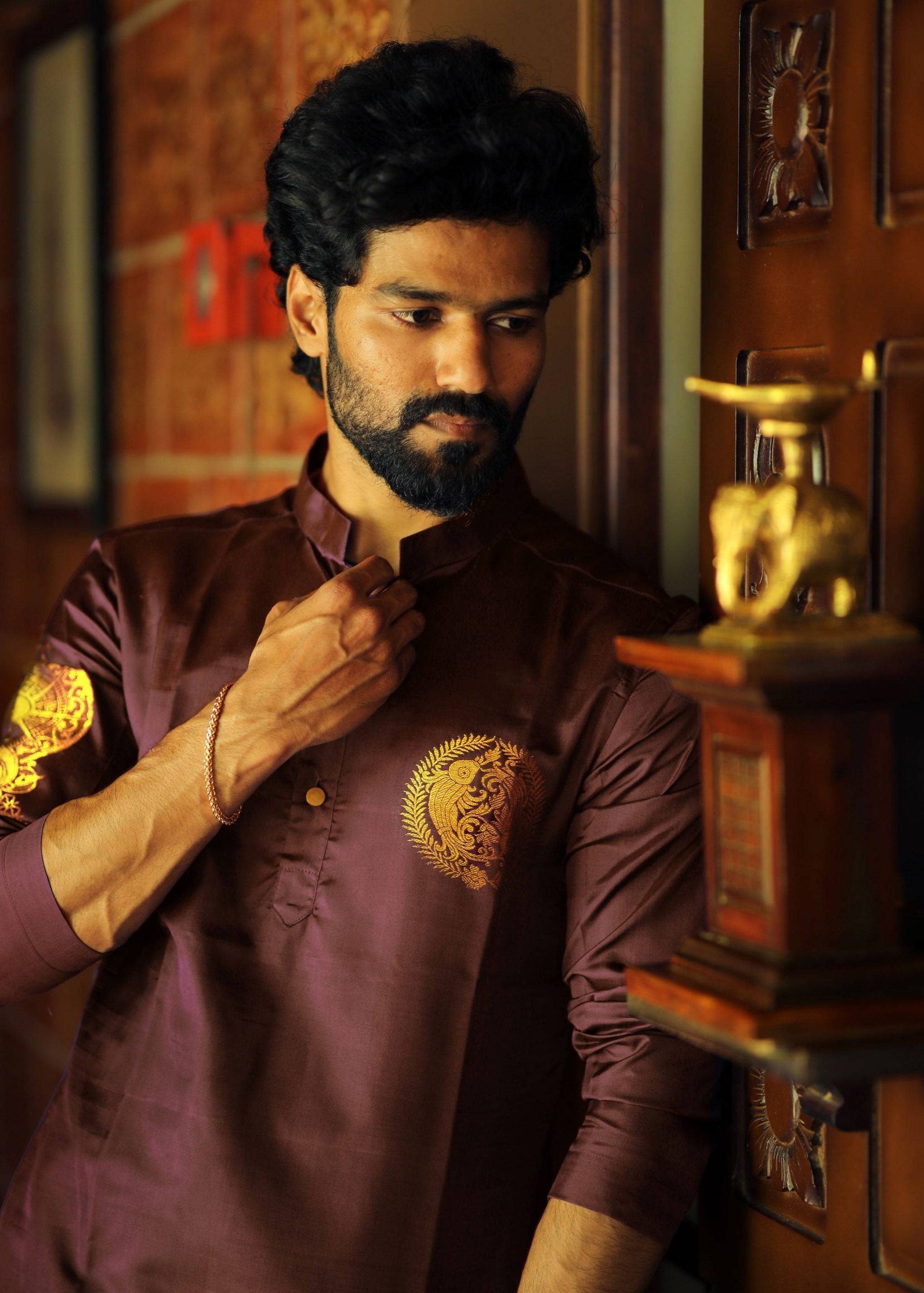 Pisces zodiac embroidered silk kurta handloom maroon Mulberry silk kurta with golden zari Mughal style handloom silk kurta with German golden zari 