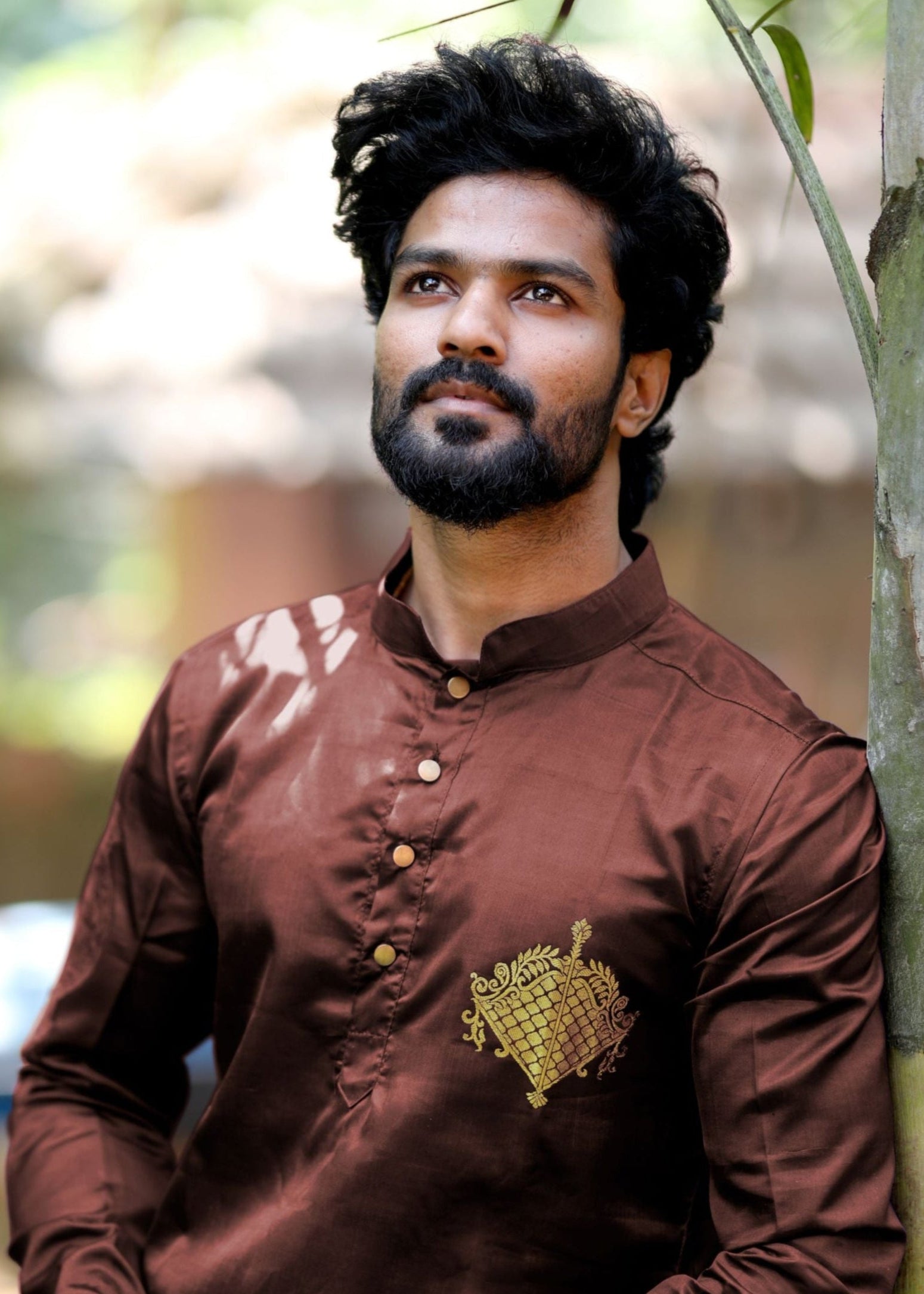 Sagittarius zodiac embroidered silk kurta handloom maroon Mulberry silk kurta with golden zari Mughal style handloom silk kurta with German golden zari closeup view